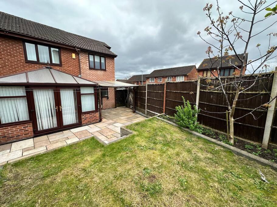 Sage House - City Centre Hanley, Alton Towers Stoke-on-Trent Экстерьер фото